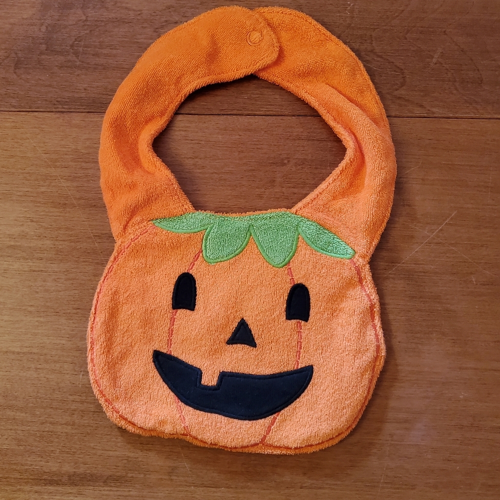NWOT Carter's Jack-O-Lantern Bib